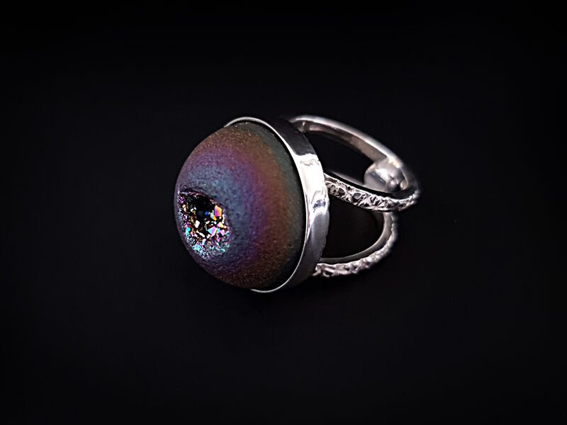 Sudraba gredzens ar titāna pārklājuma kvarca drūzu, Ø16,8