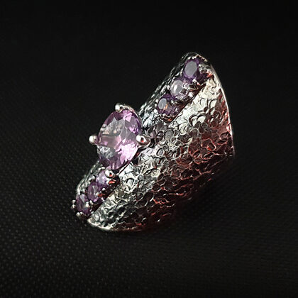 Oxidized sterling silver ring with 7 amethysts