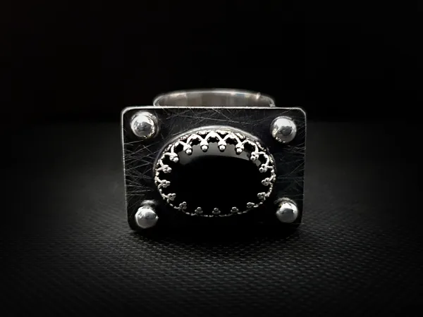 Sterling silver ring with onyx